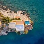 Luxury On A Private Island