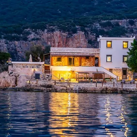 Luxury On A Private Island * Tsatallota Adalari